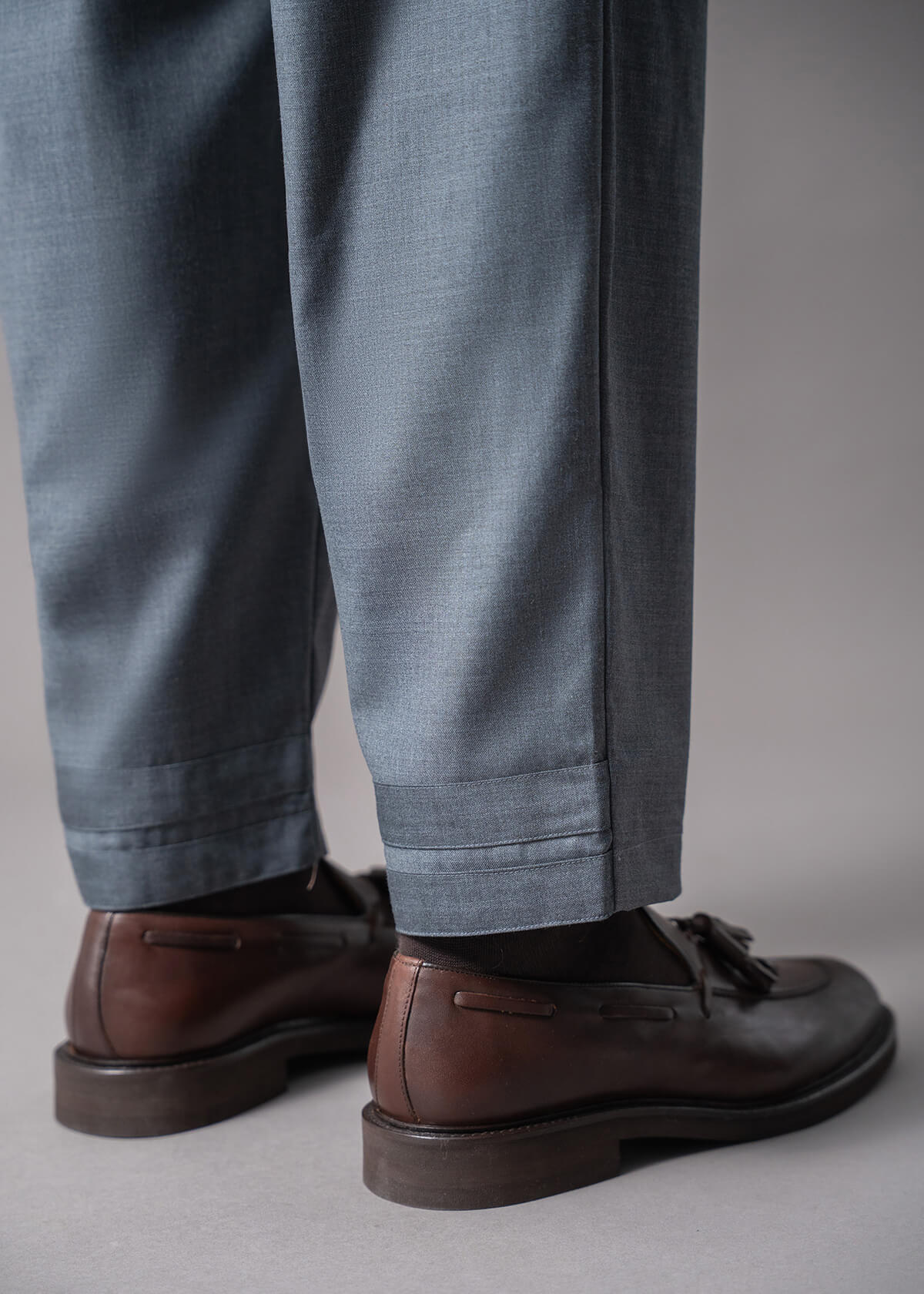 Wool Blend: Raven Fit