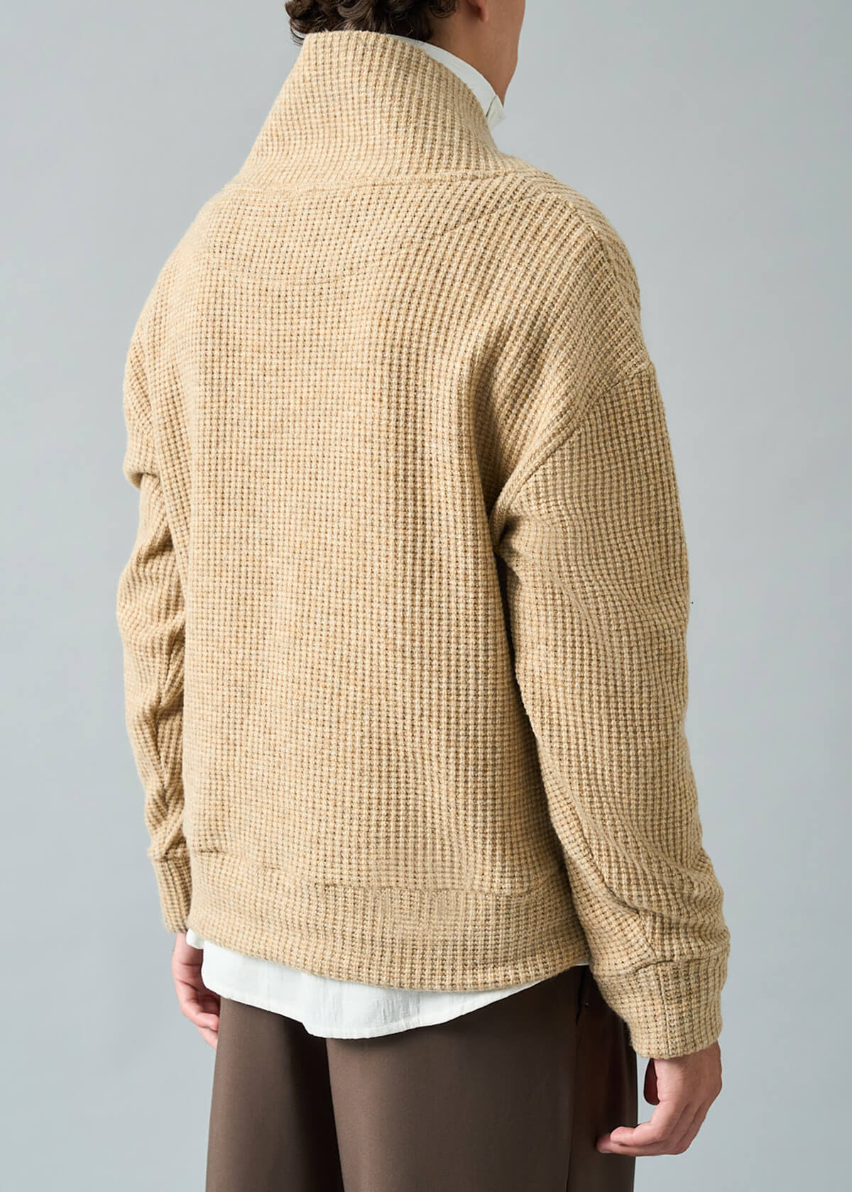 Loft-Grid Shawl Taupe