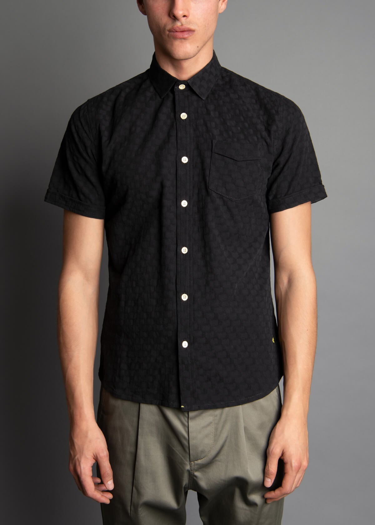 WAVE JACQUARD BLACK