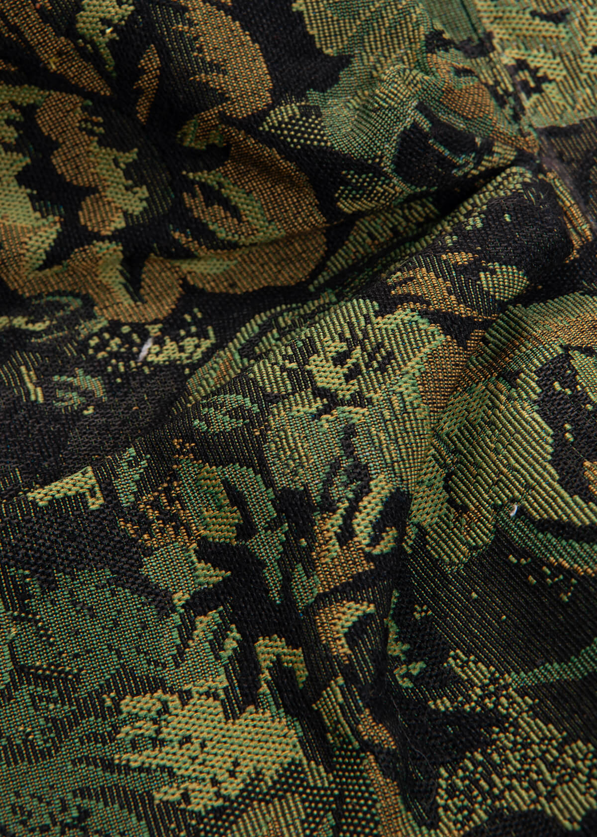 Descendant of Thieves NY Small Batch. Limited Edition Camo bag.